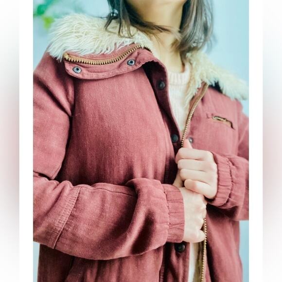 Free People Faux Fur Shag Shearling Style Maroon Jacket Size XS - Picture 10 of 11